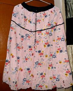 Chic Floral Mini Skirt