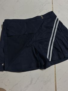Stylish Navy Skort with White Stripes26-28