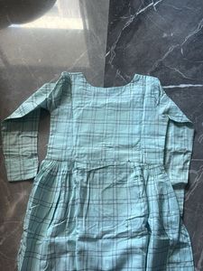 Elegant Long Sleeve Checked Kurta