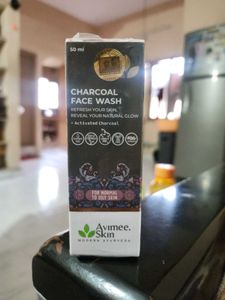 Avimee Skin Charcoal Face Wash