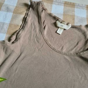 H&amp;M Tan Lace Trim Tank Top