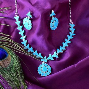 Turquoise Gemstone Necklace &amp; Earring Set