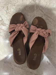 Stylish Pink Braided Flats