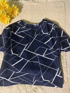 shein Stylish Geometric Print Twist Top