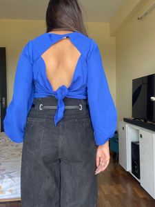 Blue Solid Crop Top With Back Details