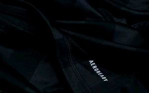 🖤Authentic Adidas Liverpool FC Player version🖤