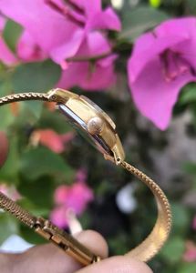 Vintage Roamer Gold Tone Watch