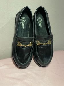Black leather lofers