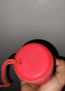 Infinity Fuze 100 BT speaker
