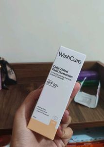WishCare Daily Tinted Fluid Sunscreen SPF 50+ shad