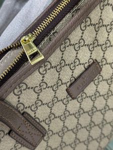Gucci GG Supreme Tote Bag