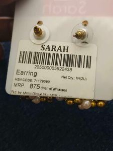 Exquisite Jhumka Earrings with Pearls
