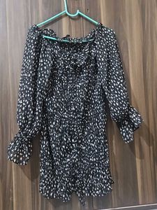 Chic Off-Shoulder Dalmatian Print Top