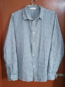 boys checked white and blue shirt