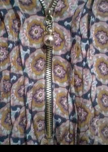 Stylish Printed Kurta with Zipper Neck