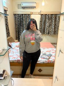 Disney Daisy Duck Grey Sweatshirt Xl