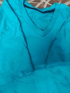 men's Turquoise V-Neck T-Shirt