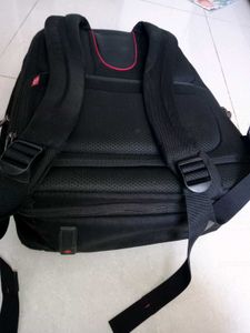 Durable Black Backpack - Perfect for Travel & Work