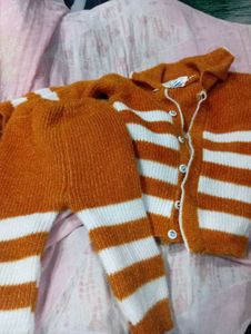 kids suit with cap and socks