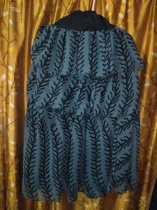 Leaf Print Tiered Skirt