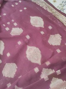 Elegant Purple Saree with Silver Motifs