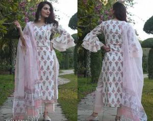 Elegant Floral Print Kurta Set with Dupatta
