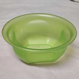 🆕 Green Plastic Bowl