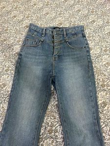 Stylish  bootcut jeans