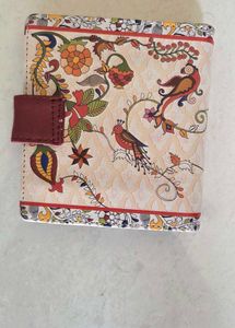 Beautifully Designed Bird Print Wallet