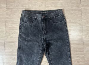 New Acid Wash Ripped Skinny Jeans