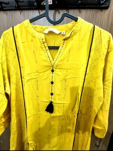 Yellow Gold Stright Silk Blend Cotton Kurti