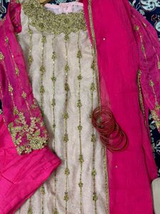 pakistani pink suit 3 piece set🌷