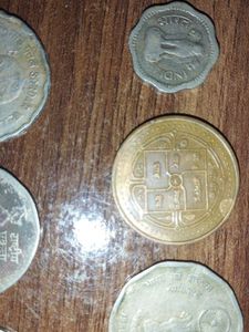 Two 2 Rupees/paisa coin from 1960-2003 collecti