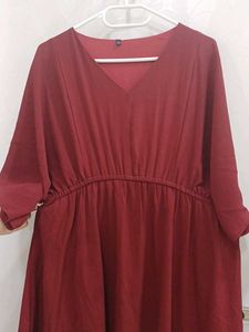 Chic Maroon V-Neck Dress