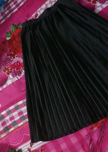 Selling Black Skirt