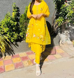 yellow Floral Kurta Bottom with  Duppata se