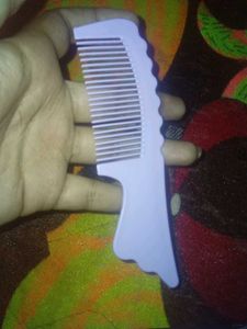 Vintage White Comb