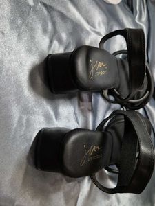 Stylish Black Strappy Sandals