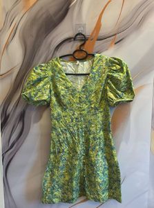 Green Floral Puff Sleeve Dress