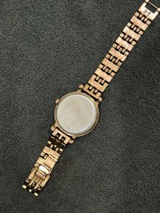 Elegant AKS Quartz Watch