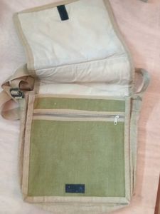 College jute bag uesd bit good condition