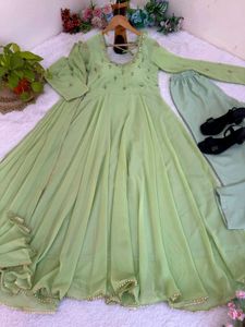 Elegant Green Kurta Set with Pants