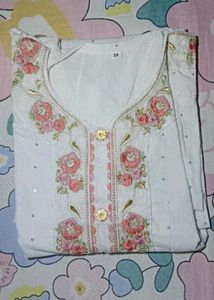 White Kurta with Floral Embroidery
