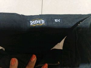 boy's Black Cargo Pants