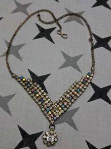 Elegant Rhinestone Necklace