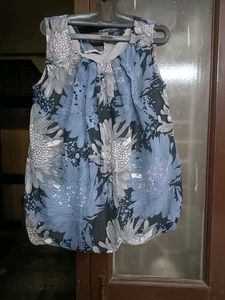 Imported Sleeveless Top For Women In Xl Size