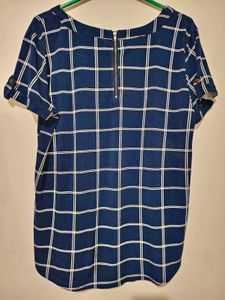 Chic Navy Blue Checked Top 40"- 44"