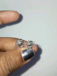 Flower Diamond earrings ✨️