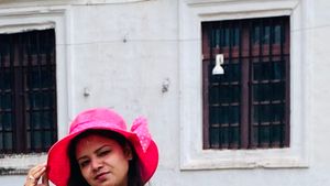 Pink Ladies Cap