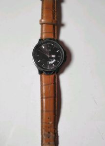 Original Fluid Watch In Used Condition And Battery Is Dead
